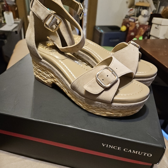 Vince Camuto Suede Adjustable Wedge Sandals - Meterry, size women's 6.5 - Picture 2 of 12